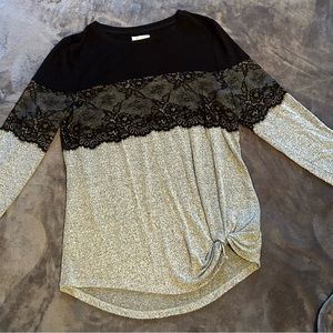 Bundle of 3 Maurice’s brand sweaters size small. Worn but Good condition.